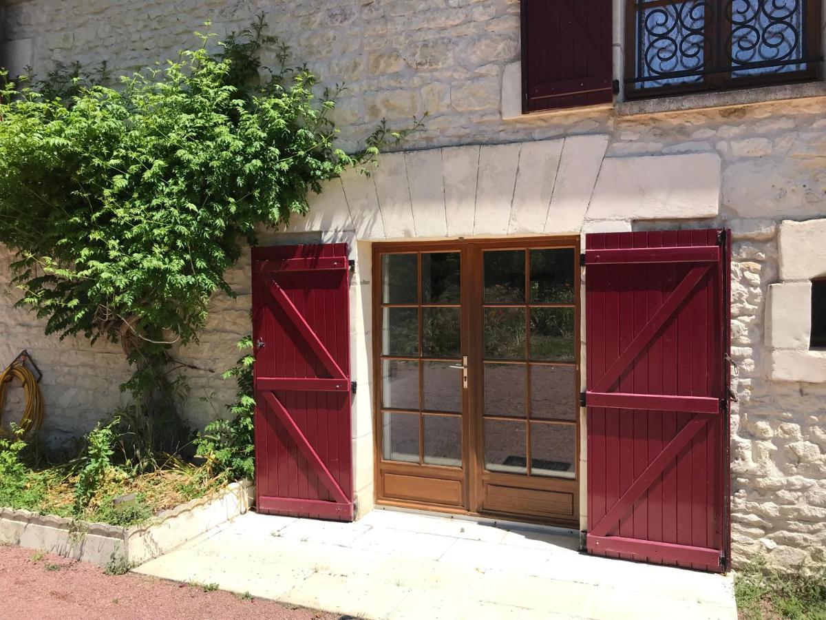 Chambre D'Hotes Des Gatines Berthegon Exterior photo